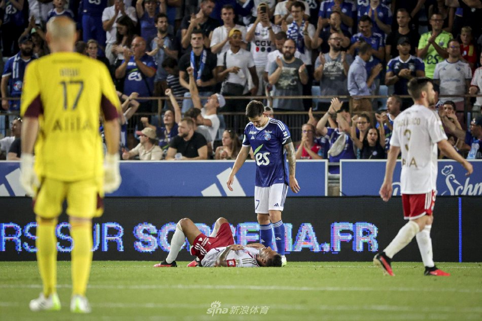 及外线球员 及外线球员