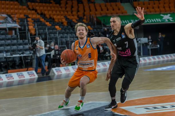 费内巴切已 费内巴切已