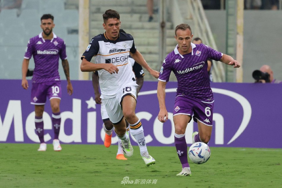 曼城队中不 曼城队中不