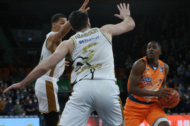 亚冠篮球赛 亚冠篮球赛