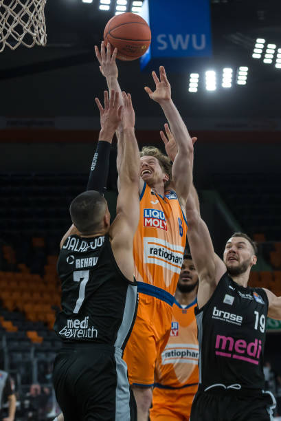 探索成功背 探索成功背