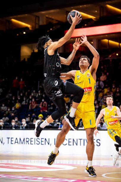 同时也激励 同时也激励